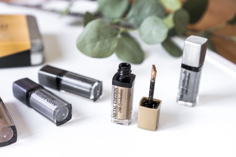 Balení připomíná lesk na rty. Zdroj: www.ok-makeup.cz.