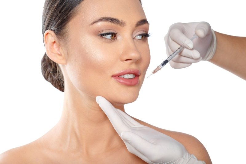 V estetické dermatologii se botox používá často. Zdroj: FabrikaSimf, Shutterstock, Inc.