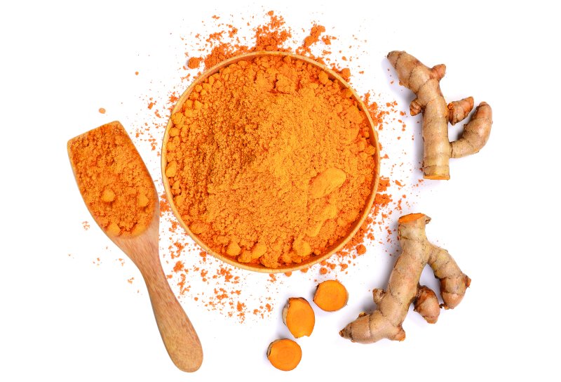 Kurkuma je hodně aromatická, a tak každému nemusí být pasta z ní příjemná. Zdroj: Boonchuay1970 / Shutterstock, Inc.
