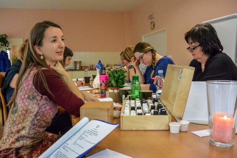 Míša pořádá kurzy o aromaterapii. Autor: Jana Pletánková