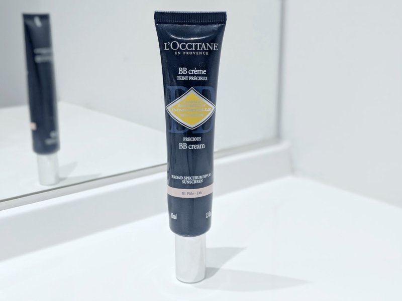 BBčko od L'Occitane obsahuje bio olej ze slaměnky, který omlazuje.